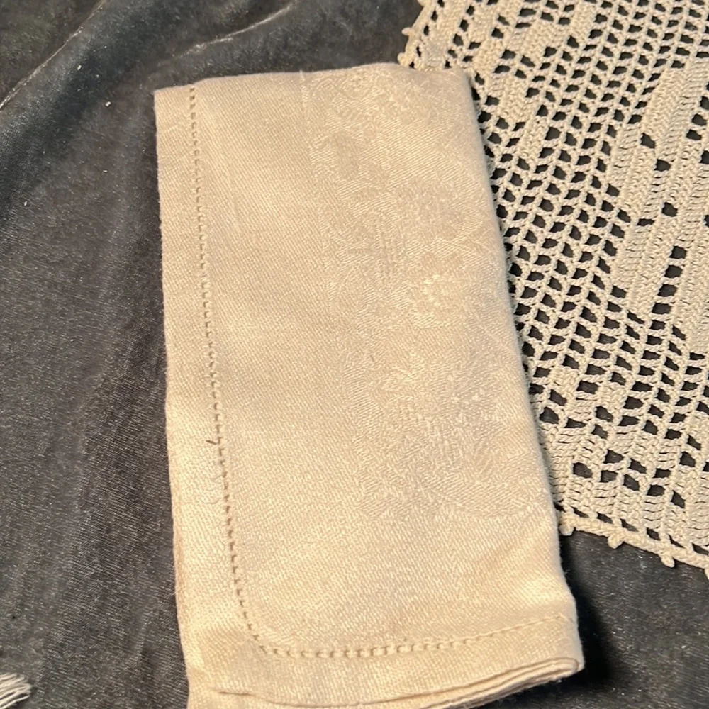 VTG Fabric Doily Bundle - Picture 5 of 9